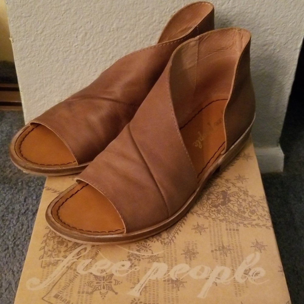 Free people,Mont Blanc sandal,size 36,color; brown